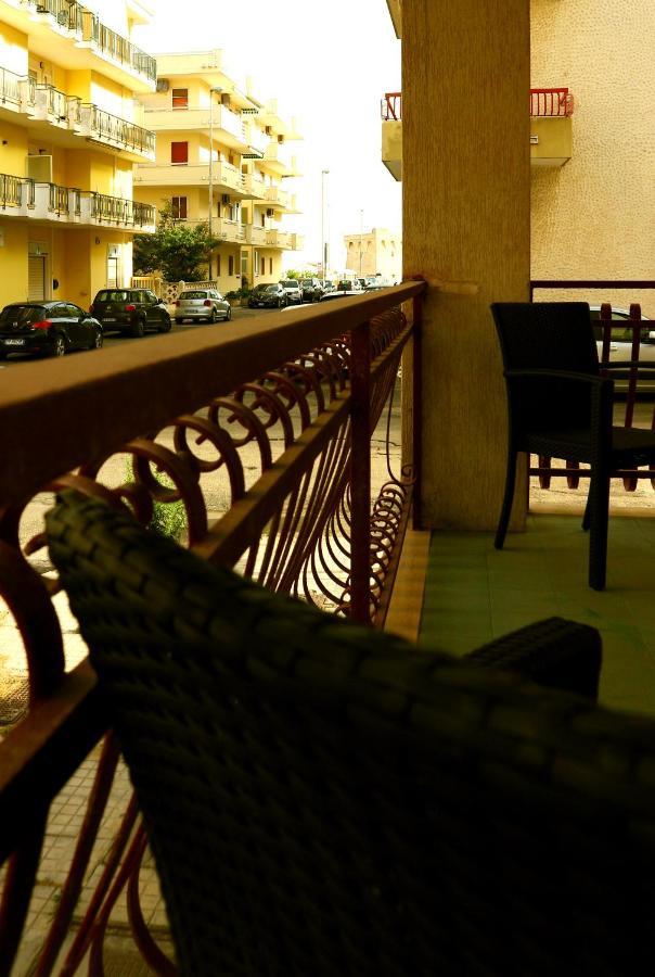 Casa Vacanze Vecchia Torre غالّيبولي المظهر الخارجي الصورة