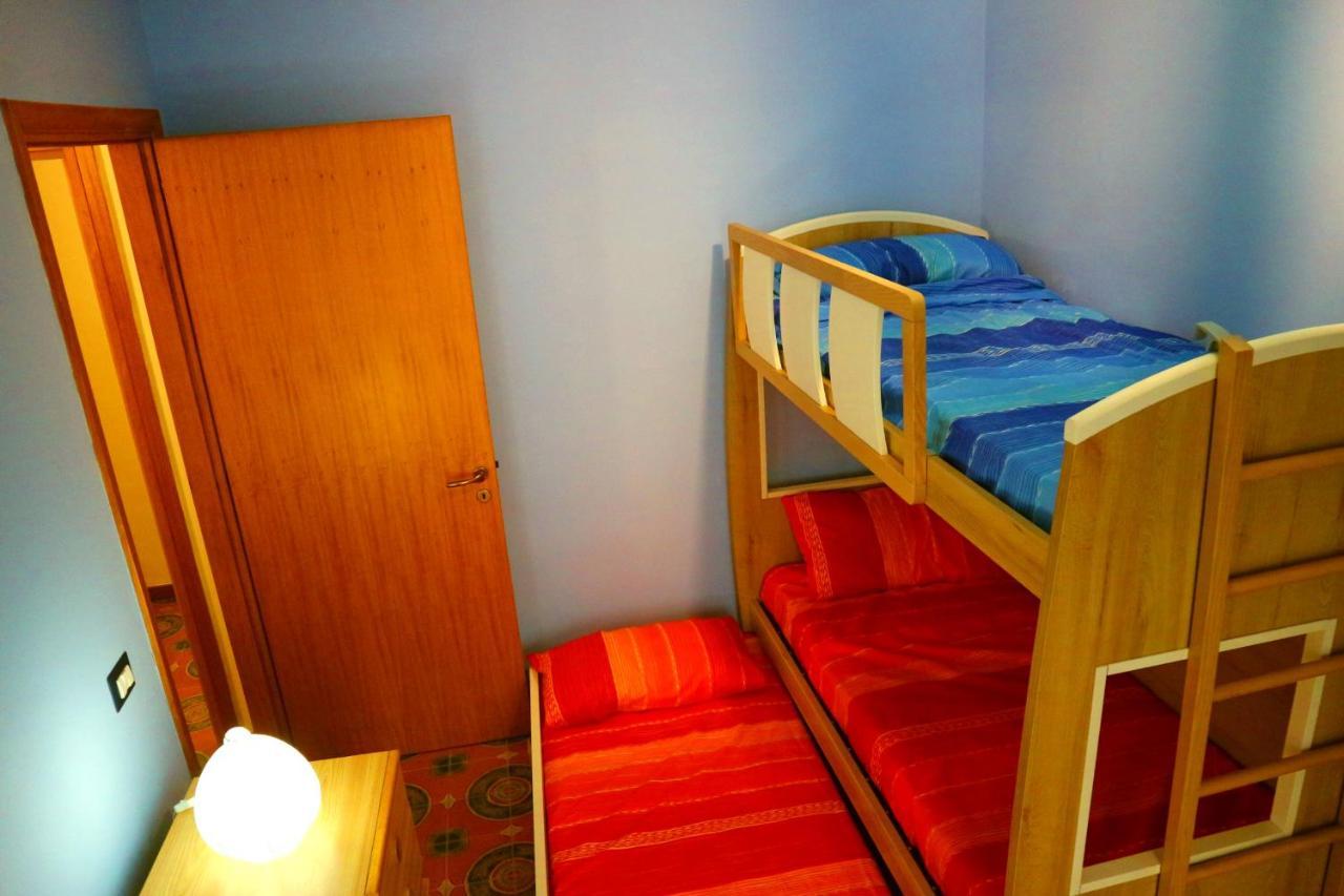 Casa Vacanze Vecchia Torre غالّيبولي المظهر الخارجي الصورة